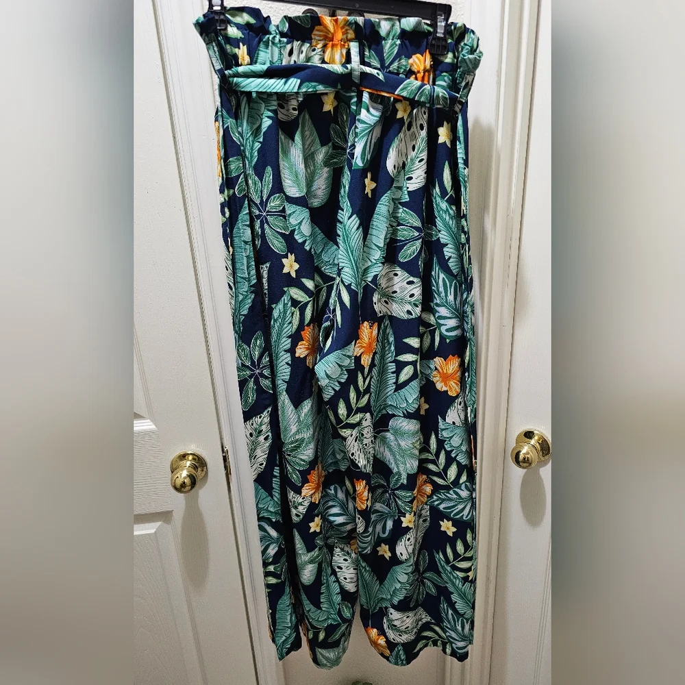 Floral Elastic Waist Wide Legged Pants Size 1X Removable Belt Navy & Green EUC - Picture 5 of 9